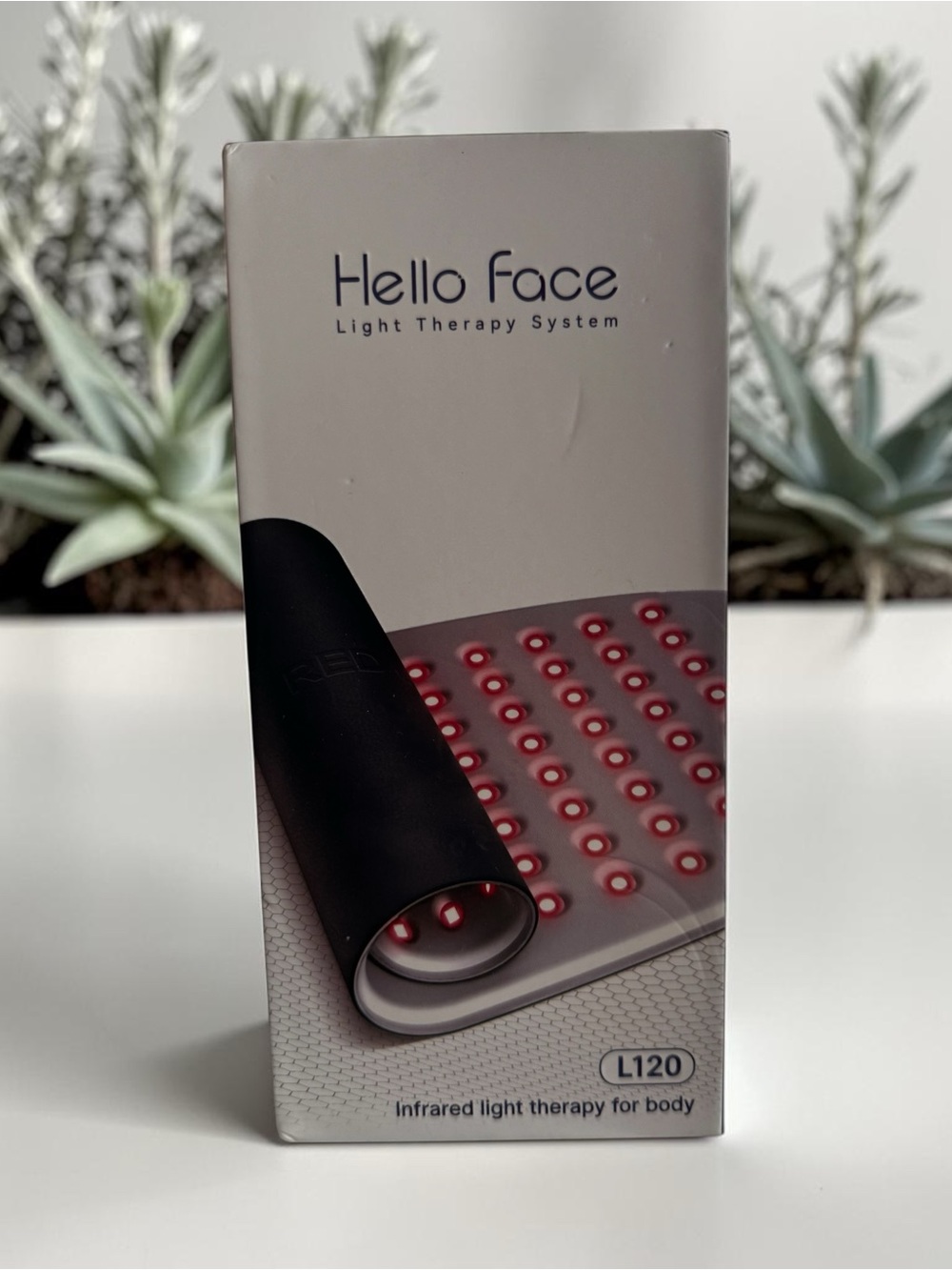Hello Face L120 Red & Infrared Light Therapy Pad NIB